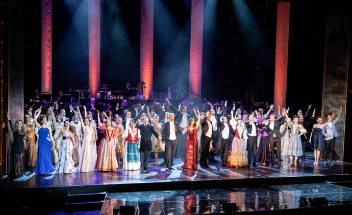 Álom, álom, édes álom operett gála 2023-ban az Operettszínházban - Jegyek és fellépők itt!